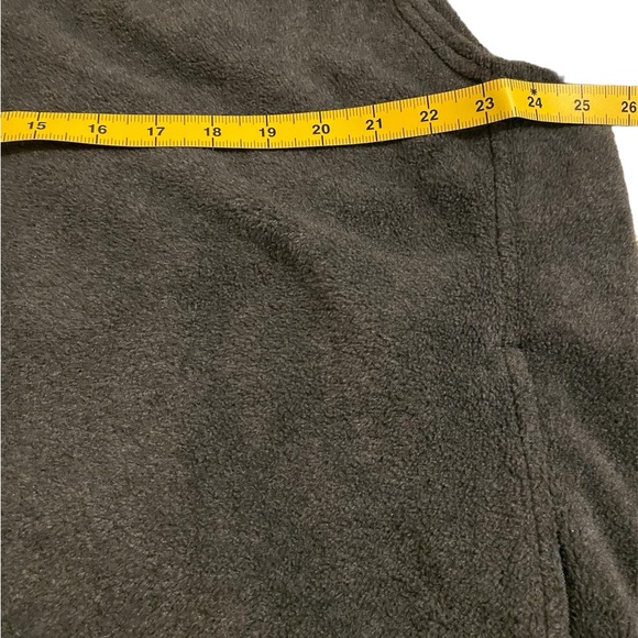 Gray Columbia fleece vest - Picture 5 of 5